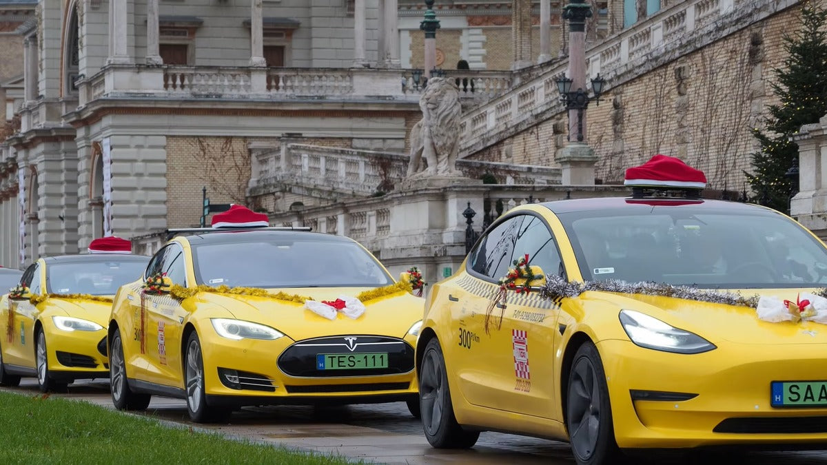 Tesla Taxi Convoy in Hungary Sets the Holiday Vibe in a Time We Could